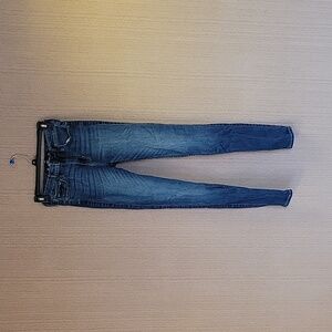 Hollister junior skinny jeans